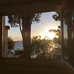 Jakov With Boat Mooring Apartment
