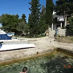 Apartment Jakov With Boat Mooring