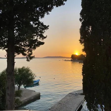 Jakov With Boat Mooring * Zaboric