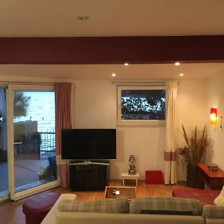 Apartment Jakov With Boat Mooring