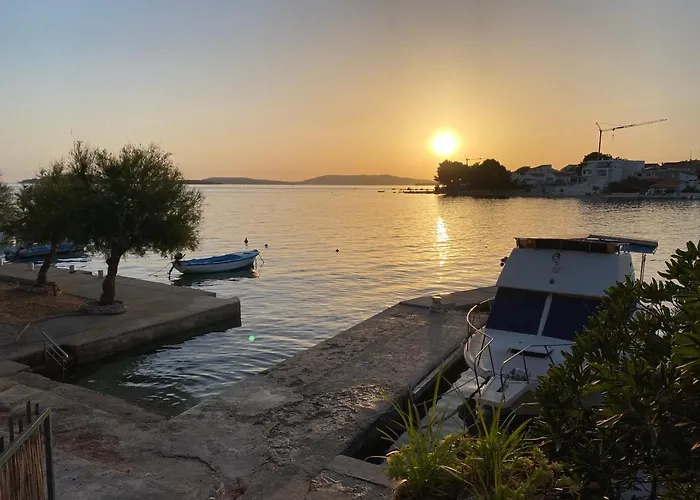 Apartamento Jakov With Boat Mooring Zaboric