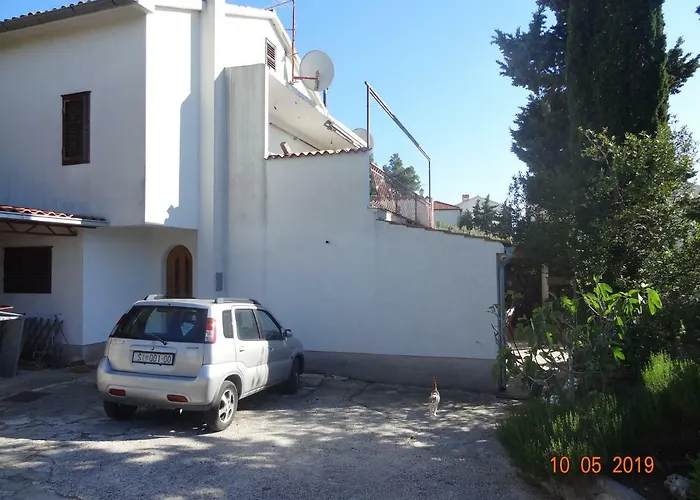 Jakov With Boat Mooring Apartman Zaboric